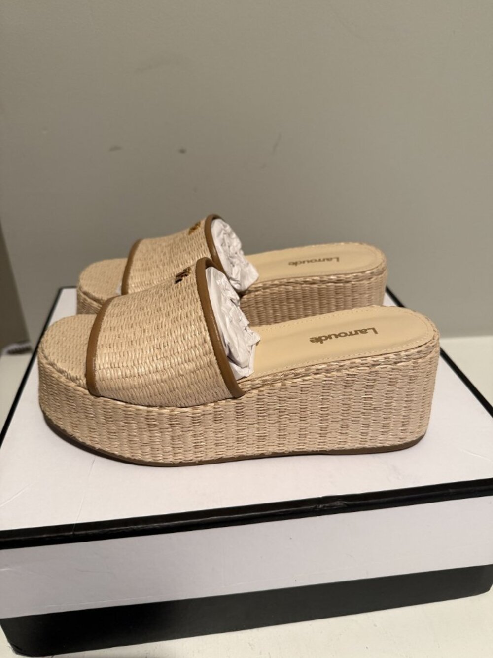 NWB Larroude Alex Platform Mules Sandals Raffia Natural Size 5.5 $315 [jb] - Picture 10 of 16
